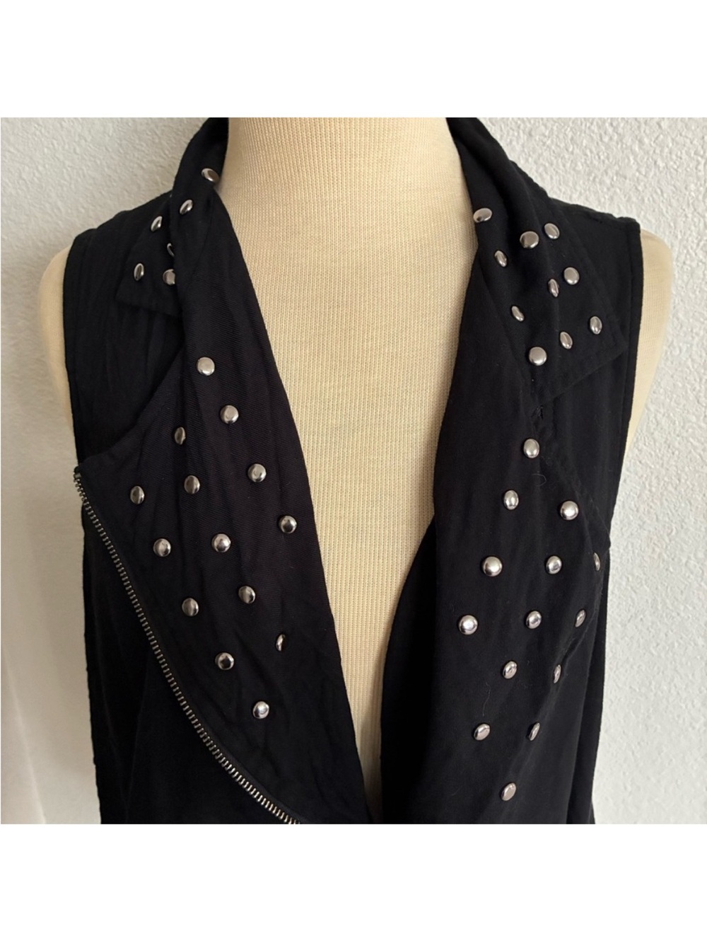 WAS $28 Torrid moto vest - Picture 4 of 6